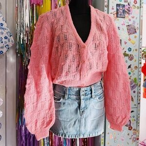 Vintage hand knit cropped peachy pink cardigan